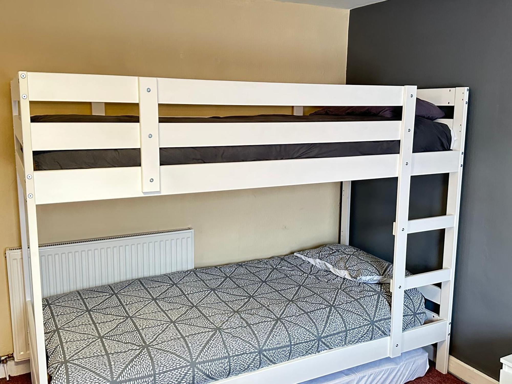 Llanidloes Townhouse-Pet-Friendly-Sleeps 6-Mid Wales 아파트 외부 사진